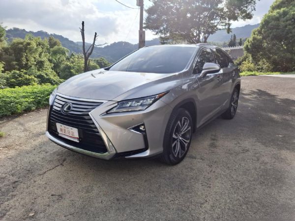 LEXUS RX200T 2.0 頂級款 照片1